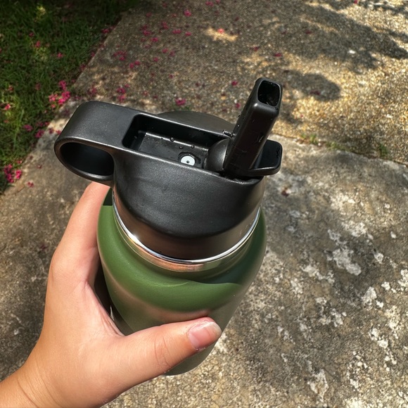 Dark/Forest green Hydroflask - Picture 3 of 4